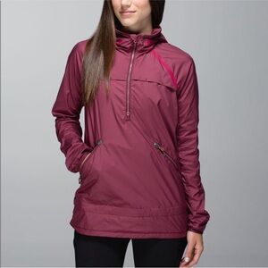 Lululemon Miss Misty Pullover. Size 8